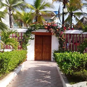 2* Hotel Casa Galeones